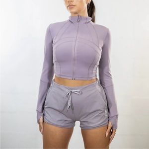 Women's Lavender Zip-Front Cropped Jacket - DiosaFit